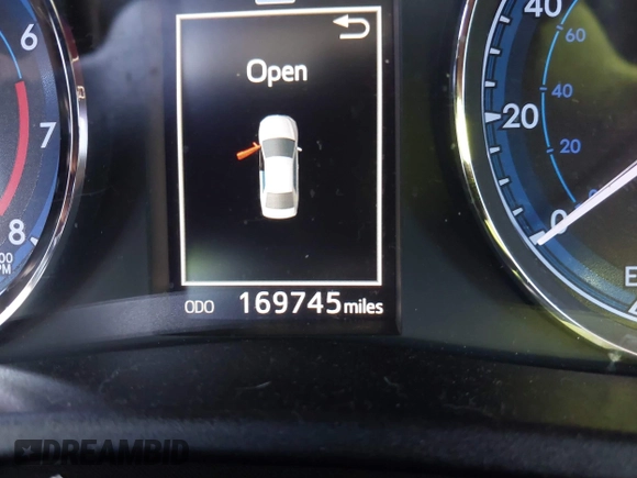2019 Toyota Corolla L z VIN 2T1BURHEXKC141460, wystawiony jako IAAI lot #41751909 z przebiegiem 169 745 mil mil oraz . Historia ofert i sprzedaży dostępna na DreamBid. Obrazek 16.