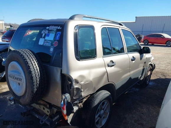 2003 Chevrolet Tracker with VIN 2CNBJ13C136946925, listed as a IAAI auction lot 41683238 with NaN miles. Bid and sale history available at carsss.com. Image 14.
