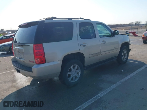2013 GMC Yukon SLT with VIN 1GKS2CE01DR298299, listed as a IAAI auction lot 41759932 with 167,283 mi miles. Bid and sale history available at carsss.com. Image 4.