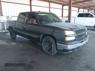 2005 Chevrolet Silverado 1500 LS with VIN 2GCEC13T951269781, listed as a IAAI auction lot 41886672 with 333,717 mi miles. Bid and sale history available at carsss.com. Image 1.