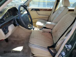 1994 Mercedes-Benz 400 with VIN WDBEA34E1RC085144, listed as a Copart auction lot 50966615 with 63,404 mi miles and Clean Title. Bid and sale history available at carsss.com. Image 7.