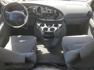 2008 Ford Econoline Cargo Commercial z VIN 1FTSE34L28DA94192, wystawiony jako Copart lot #57336625 z przebiegiem 204 611 mil mil oraz Tytuł czysty. Historia ofert i sprzedaży dostępna na DreamBid. Obrazek 8.
