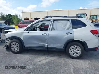 2019 Subaru Forester z VIN JF2SKACC3KH468292, wystawiony jako IAAI lot #42723489 z przebiegiem 80 120 mil mil oraz . Historia ofert i sprzedaży dostępna na DreamBid. Obrazek 15.