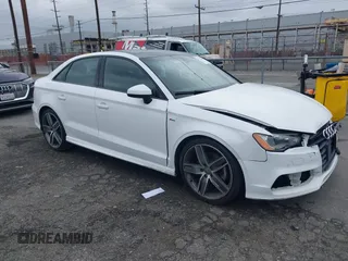 2016 Audi A3 Premium z VIN WAUA7GFF4G1117537, wystawiony jako IAAI lot #42191043 z przebiegiem 86 534 mil mil oraz . Historia ofert i sprzedaży dostępna na DreamBid. Obrazek 1.