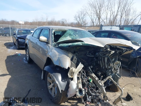 2006 Chrysler 300 с VIN 2C3LA43R16H513617, выставлен на аукционе IAAI как лот 41833601 с пробегом Не указан миль и . История ставок и продаж доступна на DreamBid. Изображение 1.