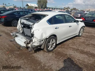2013 Nissan Altima 2.5 SL with VIN 1N4AL3AP7DN474731, listed as a IAAI auction lot 41439282 with 180,718 mi miles. Bid and sale history available at carsss.com. Image 4.
