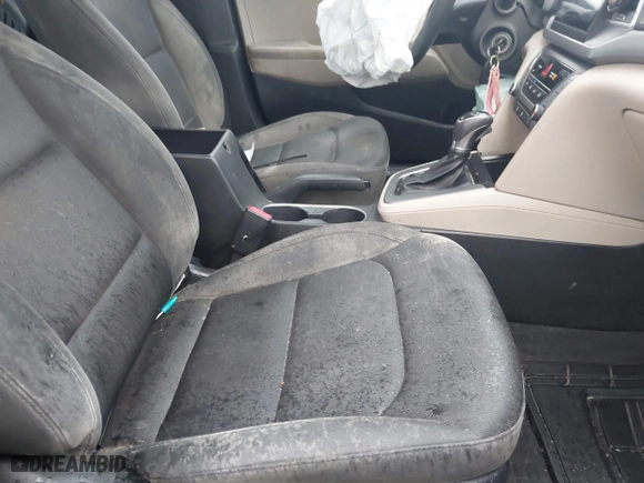 2018 Hyundai Elantra SE with VIN KMHD74LF3JU452454, listed as a IAAI auction lot 41827989 with 171,272 mi miles. Bid and sale history available at carsss.com. Image 5.
