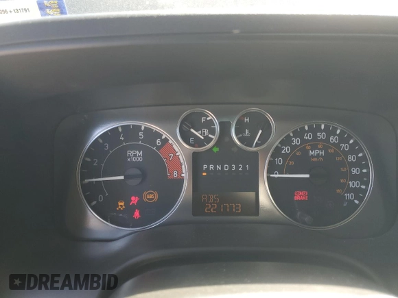 2008 Hummer H3 SUV with VIN 5GTEN13E688135915, listed as a Copart auction lot 70292354 with 221,773 mi miles and Salvage Title. Bid and sale history available at carsss.com. Image 9.