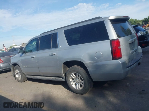 2016 Chevrolet Suburban LT z VIN 1GNSKHKC5GR281539, wystawiony jako IAAI lot #42500552 z przebiegiem 244 064 mil mil oraz . Historia ofert i sprzedaży dostępna na DreamBid. Obrazek 14.