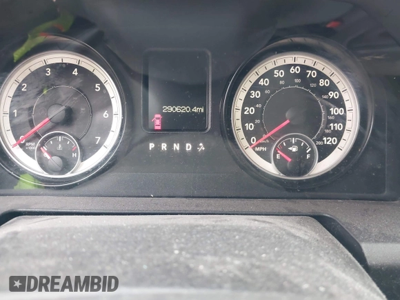 2014 Ram 1500 SLT z VIN 1C6RR6GT9ES293335, wystawiony jako IAAI lot #41594735 z przebiegiem 290 620 mil mil oraz . Historia ofert i sprzedaży dostępna na DreamBid. Obrazek 7.