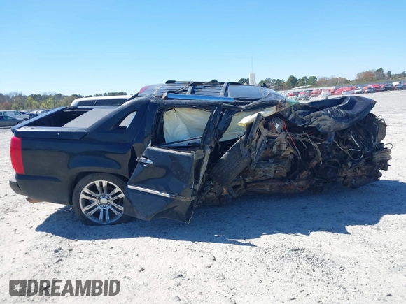 2008 Cadillac Escalade EXT z VIN 3GYFK62828G162725, wystawiony jako IAAI lot #41806673 z przebiegiem Nie podano mil oraz . Historia ofert i sprzedaży dostępna na DreamBid. Obrazek 13.
