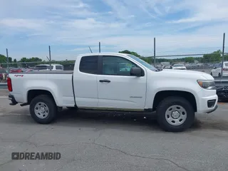 2019 Chevrolet Colorado 4WD Work Truck z VIN 1GCHTBEA5K1221307, wystawiony jako IAAI lot #42273653 z przebiegiem 94 746 mil mil oraz . Historia ofert i sprzedaży dostępna na DreamBid. Obrazek 13.