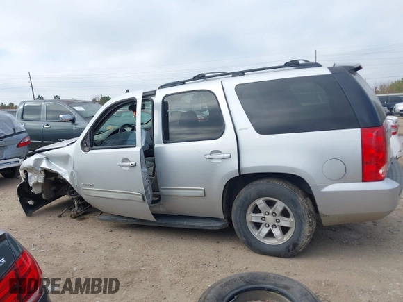 2011 GMC Yukon SLT with VIN 1GKS1CE01BR150895, listed as a IAAI auction lot 41183340 with 1 mi miles. Bid and sale history available at carsss.com. Image 14.