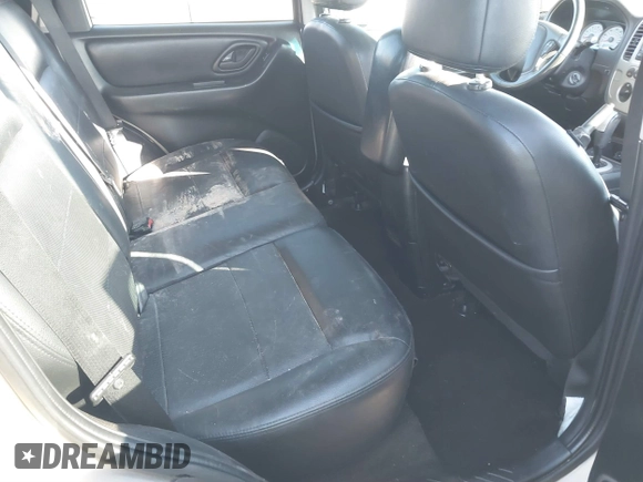 2007 Ford Escape Limited with VIN 1FMCU94137KA98413, listed as a IAAI auction lot 41482242 with 126,852 mi miles. Bid and sale history available at carsss.com. Image 8.