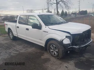 2015 Ford F-150 XLT with VIN 1FTFW1EG3FFC39052, listed as a IAAI auction lot 41046847 with 151,061 mi miles and . Bid and sale history available at carsss.com. Image 1.