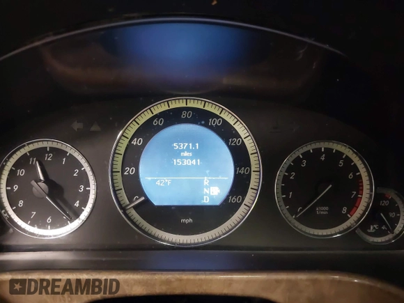 2011 Mercedes-Benz E 550 Luxury with VIN WDDHF9AB6BA338317, listed as a IAAI auction lot 41370286 with 153,041 mi miles and . Bid and sale history available at DreamBid. Image 7.