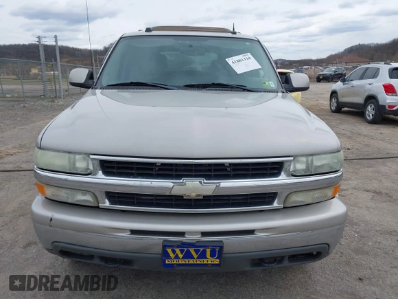 2004 Chevrolet Tahoe LS with VIN 1GNEK13Z74J181914, listed as a IAAI auction lot 41881310 with 213,223 mi miles. Bid and sale history available at carsss.com. Image 12.