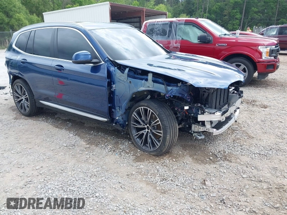 2024 BMW X3 sDrive30i z VIN 5UX43DP00R9U75600, wystawiony jako IAAI lot #42072731 z przebiegiem Nie podano mil oraz . Historia ofert i sprzedaży dostępna na DreamBid. Obrazek 1.
