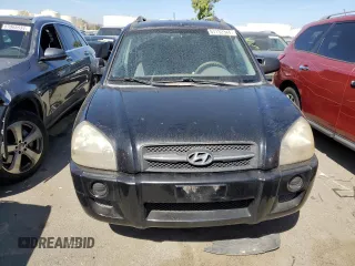 2005 Hyundai Tucson GL with VIN KM8JM12B95U193435, listed as a Copart auction lot 67132344 with 282,401 mi miles and Clean Title. Bid and sale history available at carsss.com. Image 5.