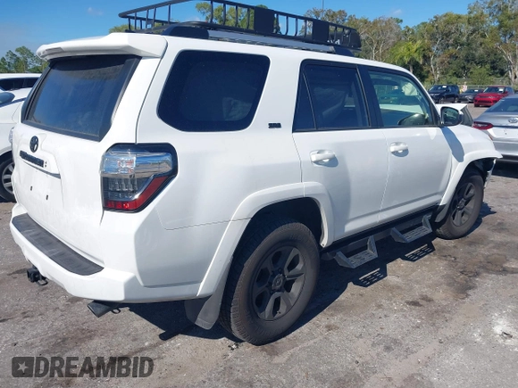 2021 Toyota 4Runner SR5 с VIN JTEEU5JR7M5249971, выставлен на аукционе IAAI как лот 40915613 с пробегом 41 547 миль миль и . История ставок и продаж доступна на DreamBid. Изображение 4.
