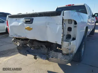 2013 Chevrolet Silverado 1500 LT with VIN 1GCRCSE08DZ166948, listed as a IAAI auction lot 41254225 with 206,541 mi miles. Bid and sale history available at carsss.com. Image 6.