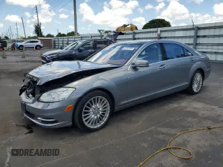 2010 Mercedes-Benz S 550 with VIN WDDNG8GB4AA351521, listed as a Copart auction lot 61937905 with 112,164 mi miles and Salvage title. Bid and sale history available at DreamBid. Image 1.