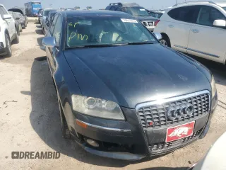 2007 Audi S8 z VIN WAUPN44E87N012663, wystawiony jako Copart lot #82660064 z przebiegiem 139 200 mil mil oraz Nie do naprawy • Non repairable. Historia ofert i sprzedaży dostępna na DreamBid. Obrazek 5.
