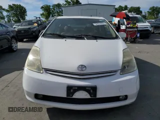 2004 Toyota Prius with VIN JTDKB20U340078473, listed as a Copart auction lot 52633955 with 146,932 mi miles and Salvage Title. Bid and sale history available at DreamBid. Image 5.