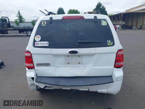 2008 Ford Escape XLT with VIN 1FMCU03188KA91326, listed as a IAAI auction lot 42293474 with 197,945 mi miles and . Bid and sale history available at DreamBid. Image 16.