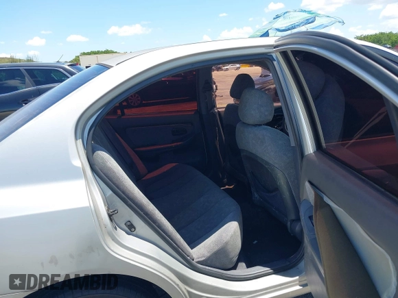 2002 Hyundai Elantra GLS with VIN KMHDN45DX2U310539, listed as a IAAI auction lot 42523118 with 196,121 mi miles and . Bid and sale history available at DreamBid. Image 8.
