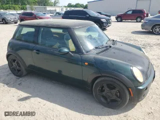 2005 MINI Cooper Hardtop with VIN WMWRC33415TC59441, listed as a Copart auction lot 54093295 with 138,327 mi miles and Clean Title. Bid and sale history available at carsss.com. Image 4.
