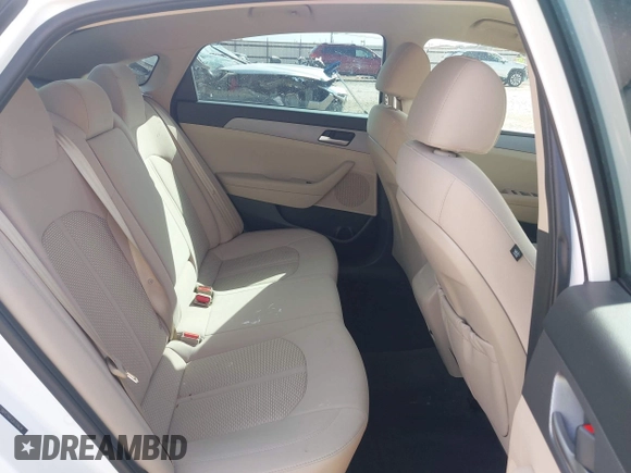 2018 Hyundai Sonata SE z VIN 5NPE24AF0JH704634, wystawiony jako IAAI lot #42250872 z przebiegiem 47 333 mil mil oraz . Historia ofert i sprzedaży dostępna na DreamBid. Obrazek 8.