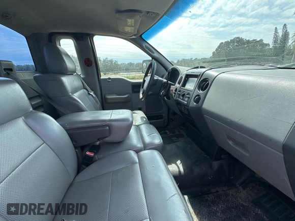 2007 Ford F-150 XL with VIN 1FTRF12W47KB40354, listed as a Copart auction lot 76802094 with 347,761 mi miles and Clean title. Bid and sale history available at DreamBid. Image 5.