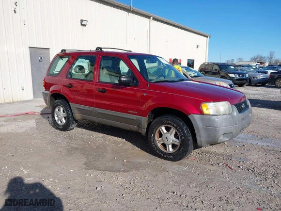 2001 Ford Escape XLS with VIN 1FMYU01171KD93513, listed as a IAAI auction lot 41767869 with 148,940 mi miles. Bid and sale history available at carsss.com. Image 1.