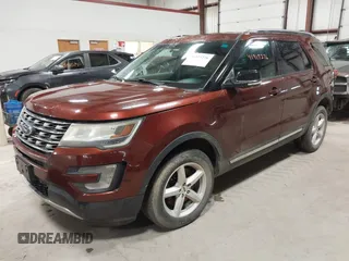 2016 Ford Explorer XLT with VIN 1FM5K8D81GGC23515, listed as a IAAI auction lot 41915276 with 135,610 mi miles and . Bid and sale history available at carsss.com. Image 2.