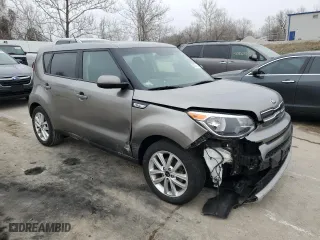 2019 Kia Soul + with VIN KNDJP3A54K7698604, listed as a Copart auction lot 46062714 with 0 mi miles and Salvage Title. Bid and sale history available at carsss.com. Image 4.