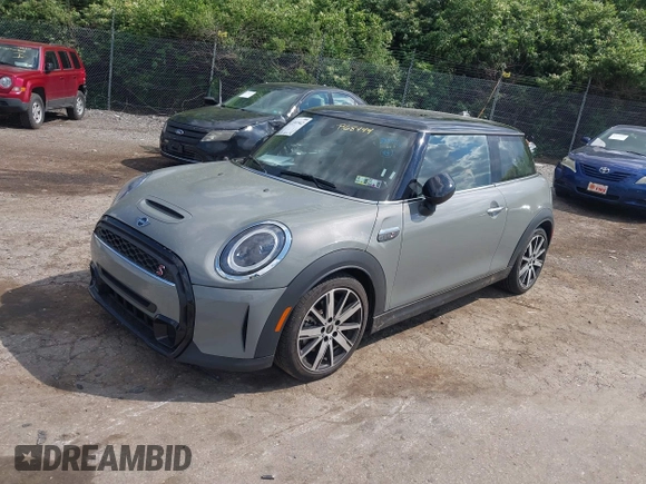 2022 MINI Hardtop Cooper S with VIN WMW53DH06N2R68444, listed as a IAAI auction lot 42201942 with 45,275 mi miles and . Bid and sale history available at DreamBid. Image 17.