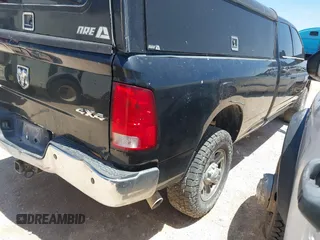 2017 Ram 2500 Tradesman with VIN 3C6UR5HLXHG591004, listed as a IAAI auction lot 42458488 with 145,907 mi miles and . Bid and sale history available at DreamBid. Image 4.