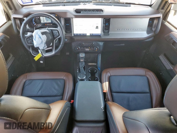 2023 Ford Bronco with VIN 1FMEE5DP4PLA96702, listed as a Copart auction lot 57574165 with 9,258 mi miles and Salvage title. Bid and sale history available at DreamBid. Image 8.