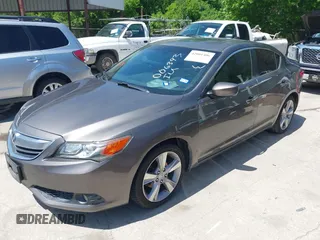 2013 Acura ILX Premium Pkg with VIN 19VDE1F55DE006393, listed as a IAAI auction lot 42001406 with 117,105 mi miles. Bid and sale history available at carsss.com. Image 2.