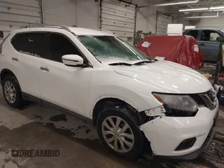2016 Nissan Rogue SL with VIN 5N1AT2MT3GC817351, listed as a IAAI auction lot 41381048 with 172,665 mi miles. Bid and sale history available at carsss.com. Image 1.
