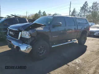 2011 GMC Sierra 1500 SLT z VIN 3GTP2WE33BG262351, wystawiony jako Copart lot #79832364 z przebiegiem 196 232 mil mil oraz Szkoda całkowita • Salvage title. Historia ofert i sprzedaży dostępna na DreamBid. Obrazek 1.