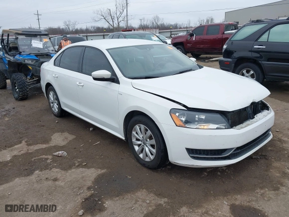 2014 Volkswagen Passat Wolfsburg Ed with VIN 1VWAS7A30EC119833, listed as a IAAI auction lot 41429589 with 181,630 mi miles. Bid and sale history available at carsss.com. Image 1.
