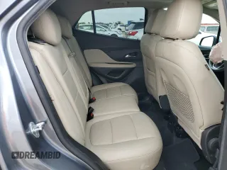 2020 Buick Encore Essence z VIN KL4CJGSB6LB047540, wystawiony jako Copart lot #48350565 z przebiegiem 40 156 mil mil oraz Nie do naprawy. Historia ofert i sprzedaży dostępna na DreamBid. Obrazek 11.