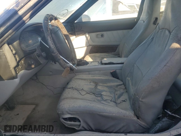 1995 Porsche 968 z VIN WP0AA296XSS820274, wystawiony jako Copart lot #74589074 z przebiegiem Nie podano mil oraz Szkody całkowita. Historia ofert i sprzedaży dostępna na DreamBid. Obrazek 7.