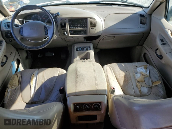 2001 Ford Expedition Eddie Bauer with VIN 1FMFU18L31LA05157, listed as a Copart auction lot 58093335 with 233,649 mi miles and Clean title. Bid and sale history available at DreamBid. Image 8.