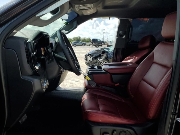 2022 GMC Sierra 1500 Elevation with VIN 3GTPHCEK5NG584546, listed as a Copart auction lot 70234964 with 42,924 mi miles and Non Repairable. Bid and sale history available at carsss.com. Image 7.