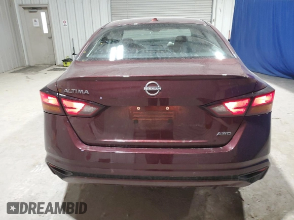2025 Nissan Altima SV with VIN 1N4BL4DW6SN330582, listed as a Copart auction lot 44398095 with 1,982 mi miles and Non Repairable. Bid and sale history available at DreamBid. Image 6.