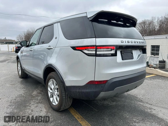 2020 Land Rover Discovery SE with VIN SALRG2RV5L2422148, listed as a Copart auction lot 53185595 with 69,204 mi miles and Clean Title. Bid and sale history available at DreamBid. Image 2.