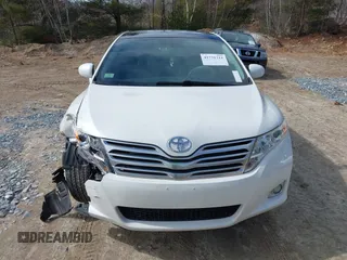 2010 Toyota Venza with VIN 4T3BK3BB1AU032620, listed as a IAAI auction lot 41731211 with 174,936 mi miles and . Bid and sale history available at carsss.com. Image 12.